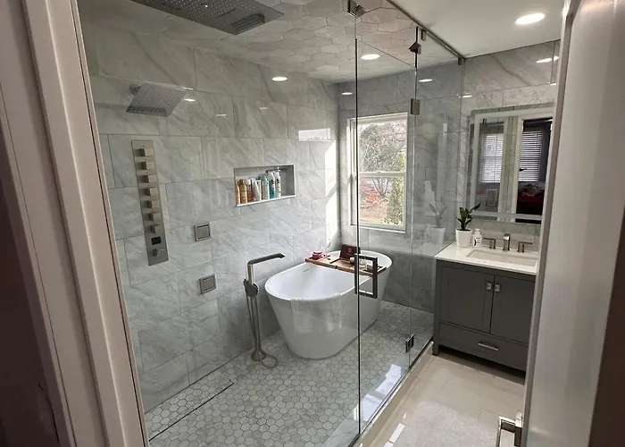 Elegant Executive Hot Tub Pool Parties!
